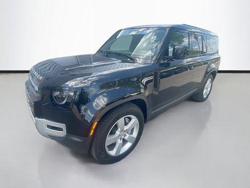 2024 Land Rover Defender 130 P400 S