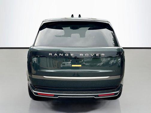 2024 Land Rover Range Rover P530 SE