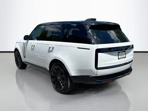 2025 Land Rover Range Rover P530 SE