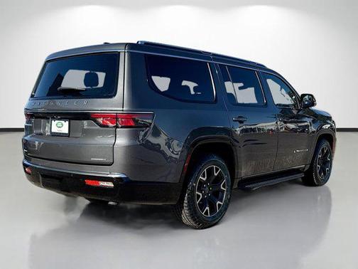 2023 Jeep Wagoneer Series III 4x4