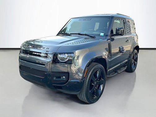 2025 Land Rover Defender 90 P400 X-Dynamic SE