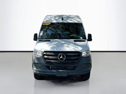 2025 Mercedes-Benz Sprinter 2500 High Roof