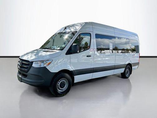 2025 Mercedes-Benz Sprinter 2500 High Roof