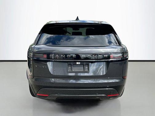 2026 Land Rover Range Rover Velar P250 SE R-Dynamic