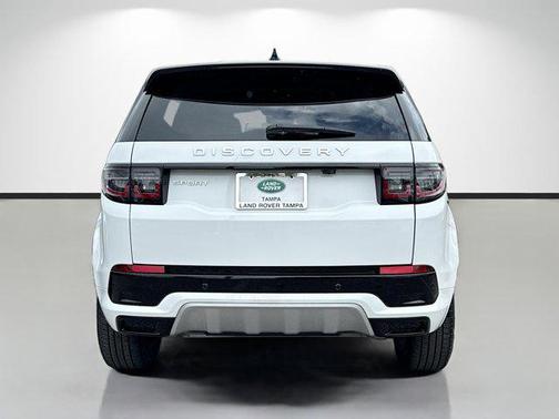 Fuji White 2025 Land Rover Discovery Sport S