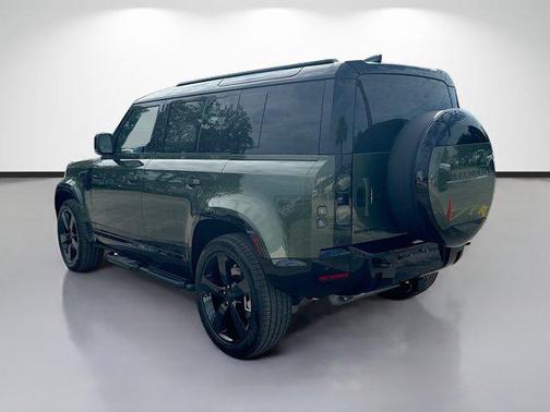 Woolstone Green Metallic 2026 Land Rover Defender P400 X-Dynamic SE