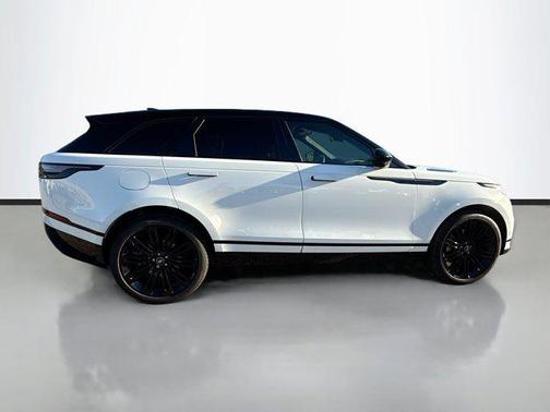 2026 Land Rover Range Rover Velar P250 SE R-Dynamic