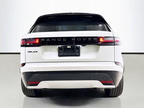 2026 Land Rover Range Rover Velar P250 SE R-Dynamic