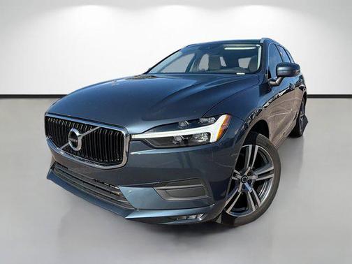 2021 Volvo XC60 T5 Momentum