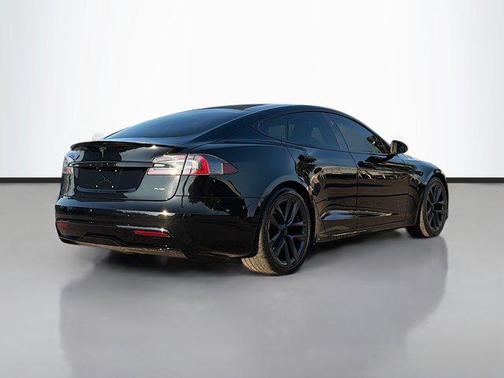 2021 Tesla Model S Plaid