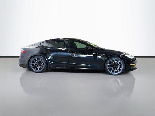 2021 Tesla Model S Plaid