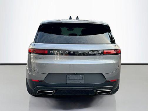 2024 Land Rover Range Rover Sport SE