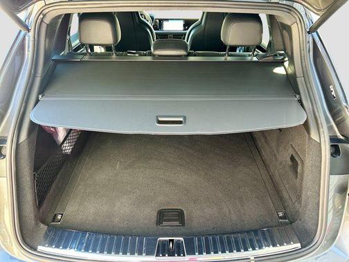 2024 Porsche Cayenne Base