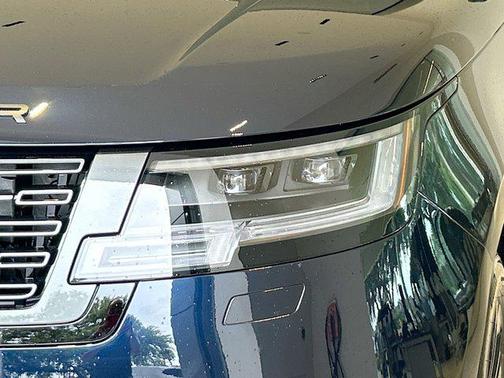 2025 Land Rover Range Rover P400 SE