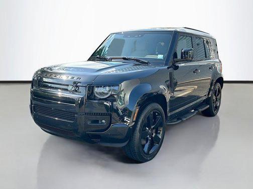 2025 Land Rover Defender 110 P400 X-Dynamic SE