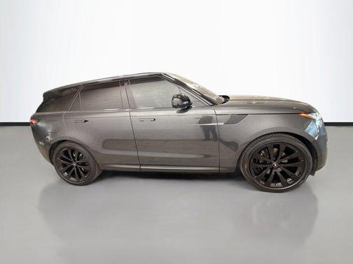 2023 Land Rover Range Rover Sport SE