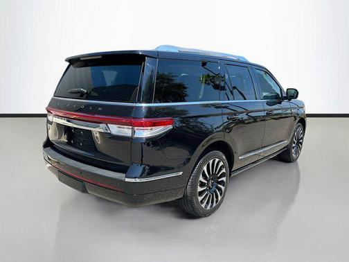 2024 Lincoln Navigator Black Label