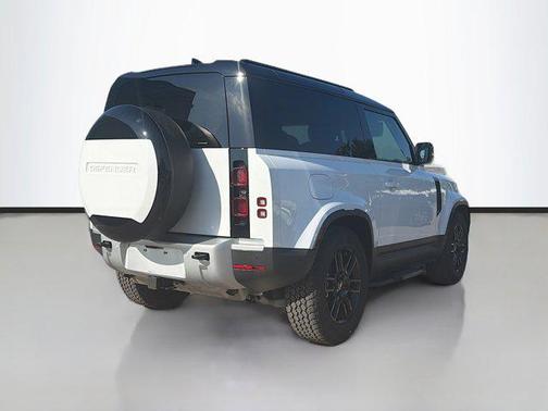 2025 Land Rover Defender 90 P300 S