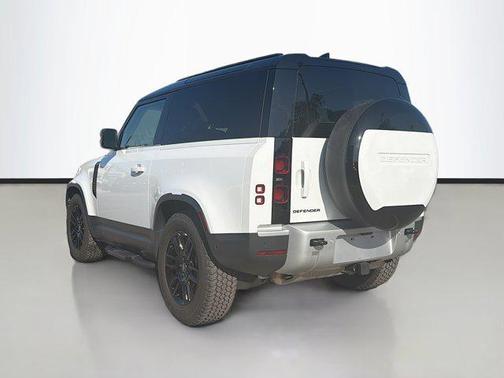 2025 Land Rover Defender 90 P300 S