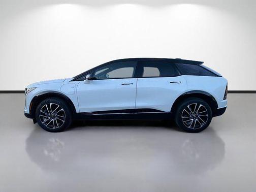 Crystal White Tricoat 2025 Cadillac OPTIQ Sport 1 AWD