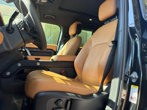 Carpathian Grey Premium Metallic 2024 Land Rover Defender 110 V8