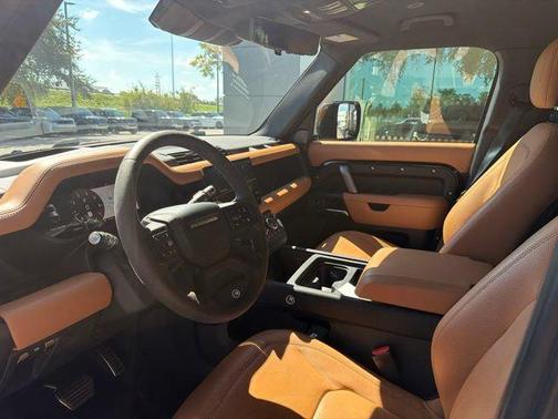 Carpathian Grey Premium Metallic 2024 Land Rover Defender 110 V8