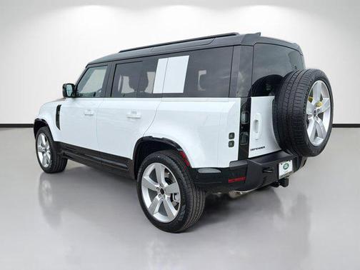 2026 Land Rover Defender P400 X-Dynamic SE