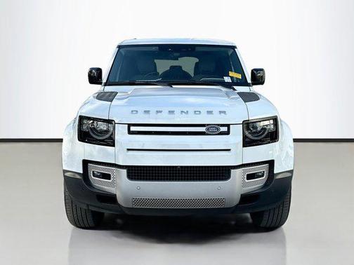 2024 Land Rover Defender 110 P400 S