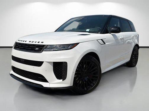 Ostuni Pearl White Premium Metallic 2026 Land Rover Range Rover Sport P635 SV