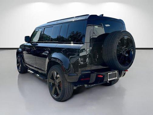 Santorini Black Metallic 2026 Land Rover Defender P400 X