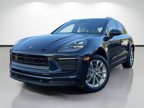 2022 Porsche Macan Base