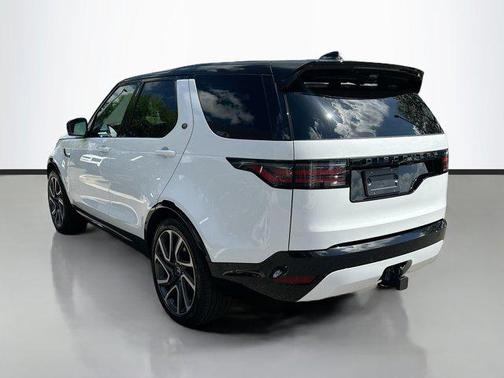 2025 Land Rover Discovery Dynamic SE