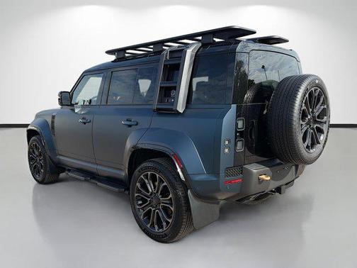 Sargasso Blue Premium Metallic 2026 Land Rover Defender P635 OCTA