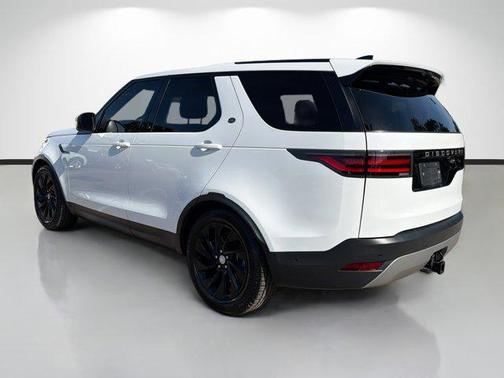 2022 Land Rover Discovery P300 S