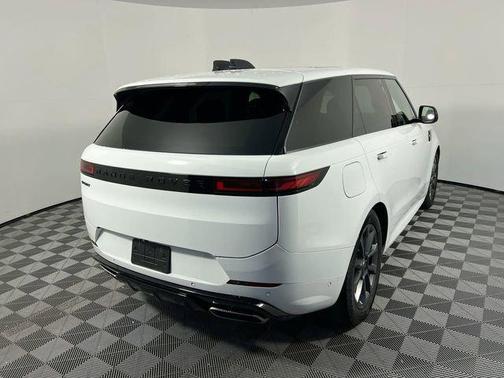 Ostuni Pearl White Metallic 2024 Land Rover Range Rover Sport SE