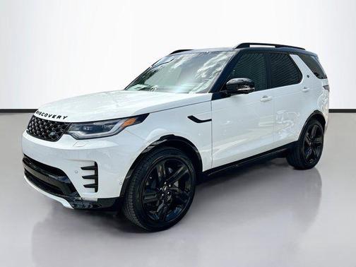 2025 Land Rover Discovery P300 Dynamic SE