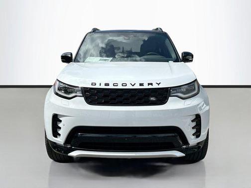 2025 Land Rover Discovery P300 Dynamic SE