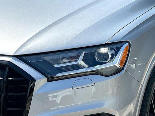 2022 Audi Q7 55 Prestige