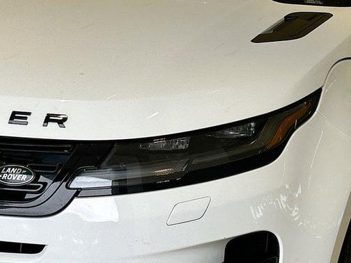 2024 Land Rover Range Rover Evoque Dynamic SE