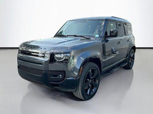 2025 Land Rover Defender 110 P400 X-Dynamic SE