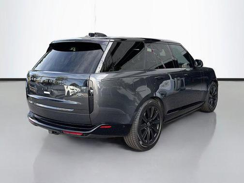 2023 Land Rover Range Rover P400 SE