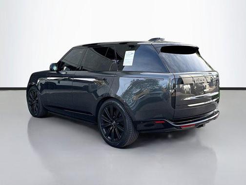 2023 Land Rover Range Rover P400 SE