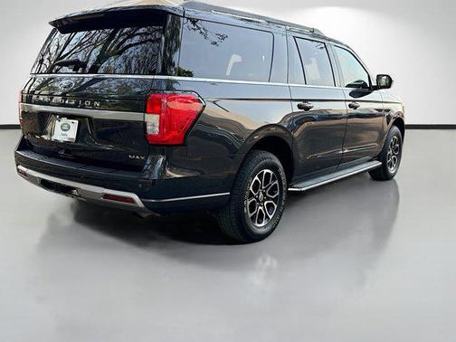 Dark Matter Metallic 2022 Ford Expedition Max XLT