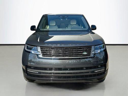 2025 Land Rover Range Rover P400 SE