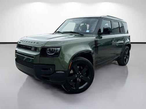 Woolstone Green Metallic 2026 Land Rover Defender P400 X-Dynamic SE