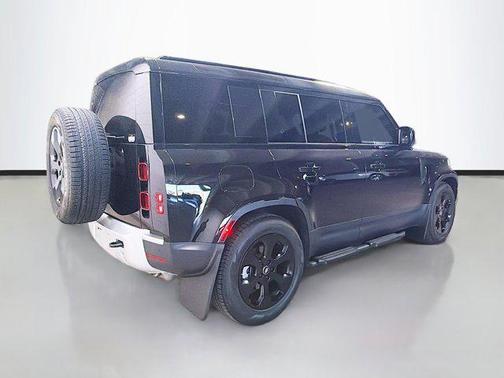 2025 Land Rover Defender 110 P300