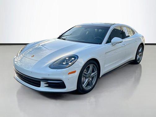 2019 Porsche Panamera 4