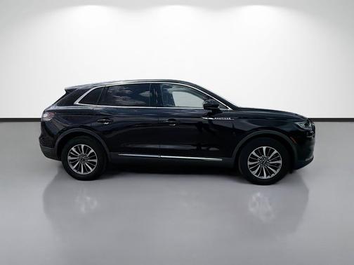 Black Metallic 2022 Lincoln Nautilus Standard