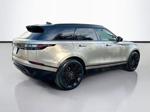 2026 Land Rover Range Rover Velar P250 SE R-Dynamic