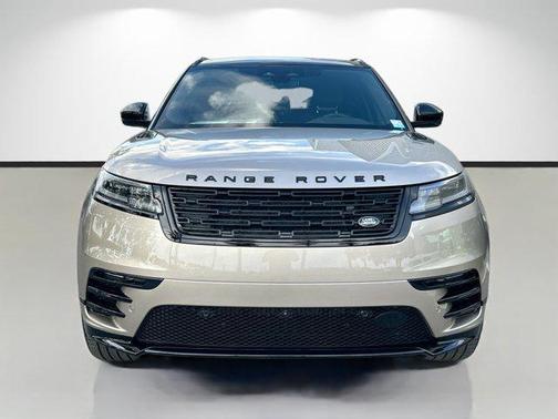 2026 Land Rover Range Rover Velar P250 SE R-Dynamic